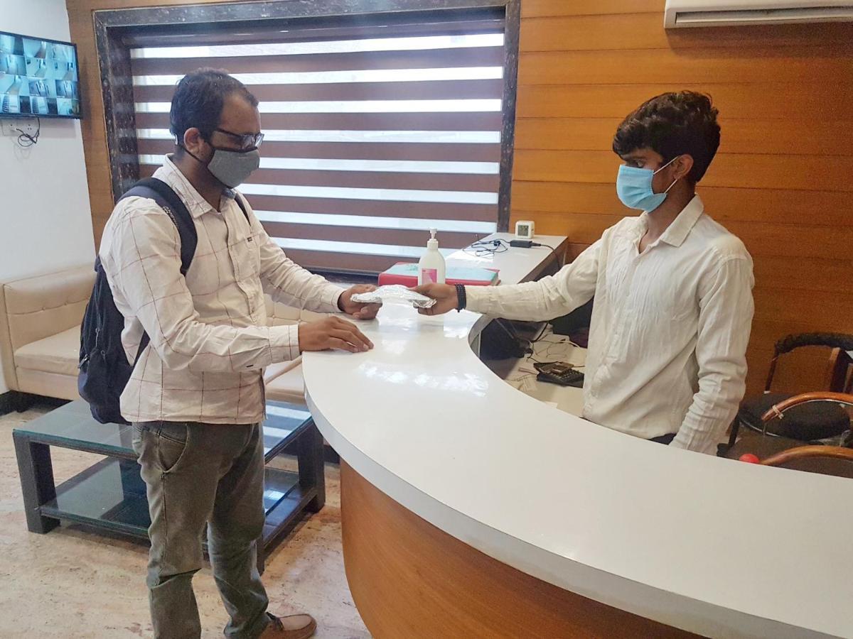 Hotel Delhi Aerocity, Nh 48 Új-Delhi Kültér fotó