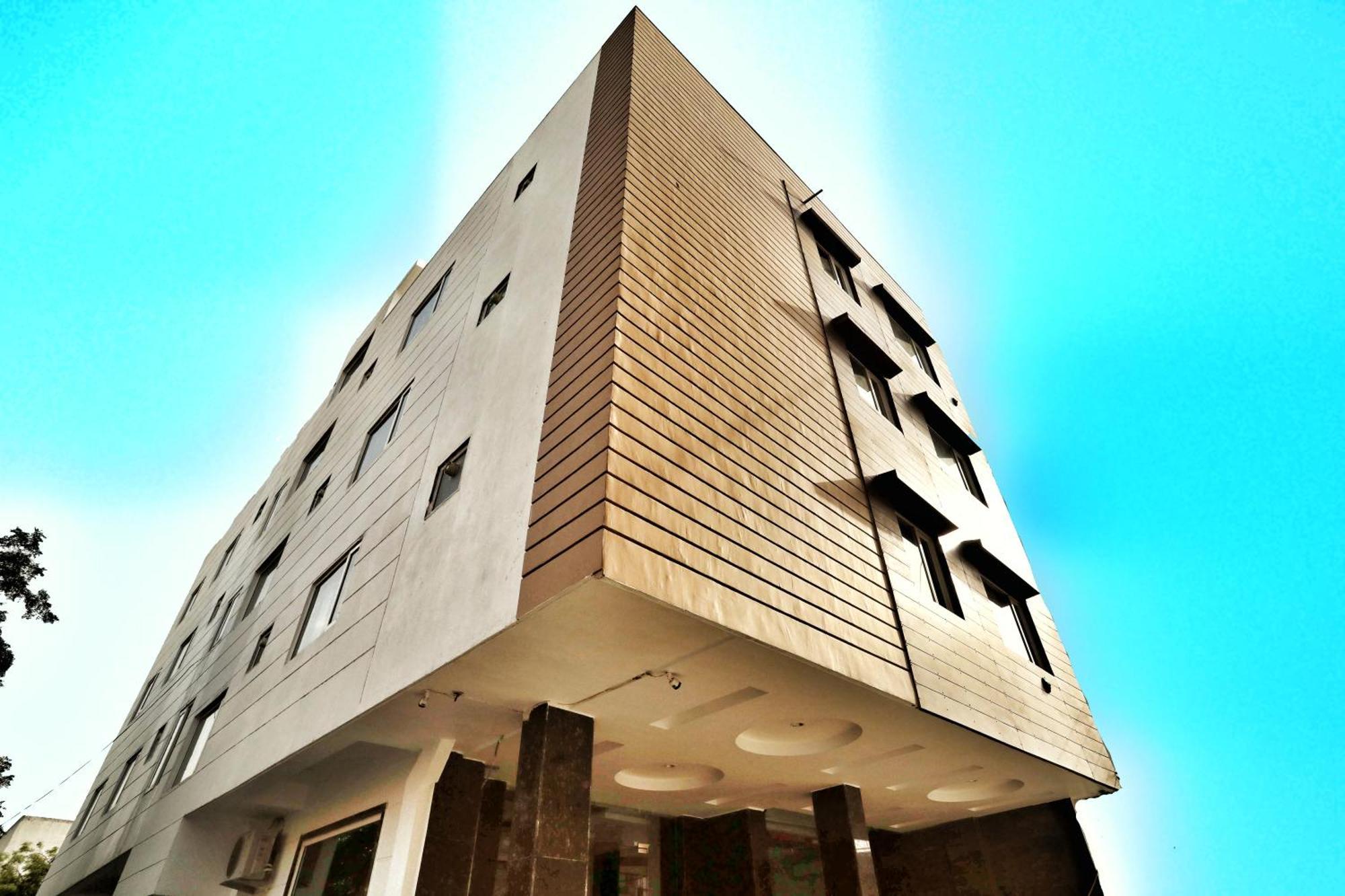 Hotel Delhi Aerocity, Nh 48 Új-Delhi Kültér fotó